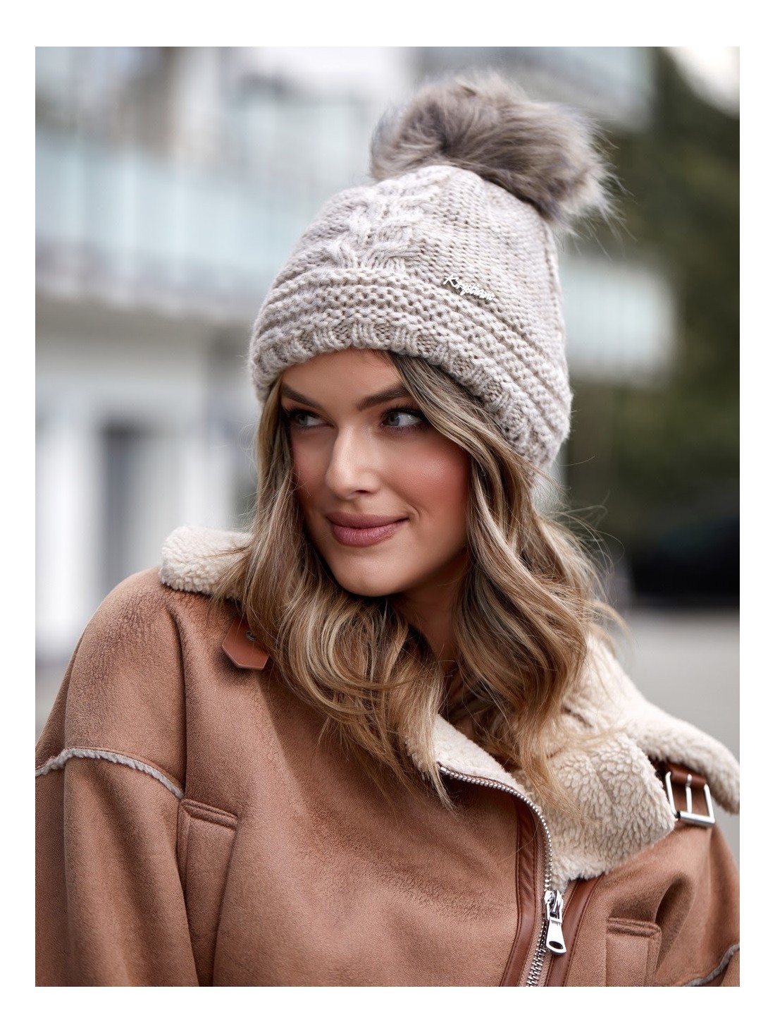 Beige Wintermütze C10 - Online-Shop - Boutique